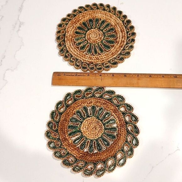 Round Woven Floral Trivets Set of 2 Vintage - Picture 8 of 8